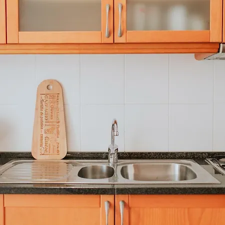 Lounge Ii By Amazing Madeira *